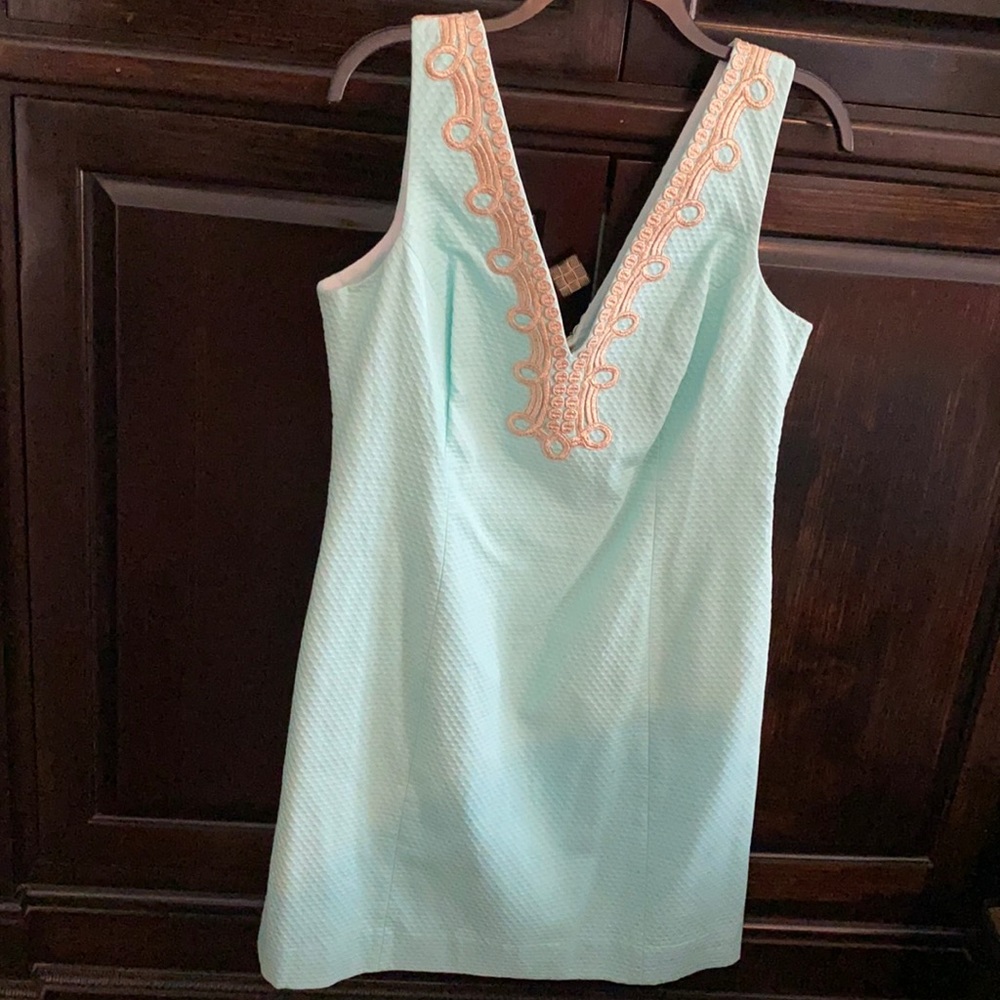 Lilly Pulitzer shift dress